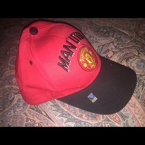 Manchester United hat